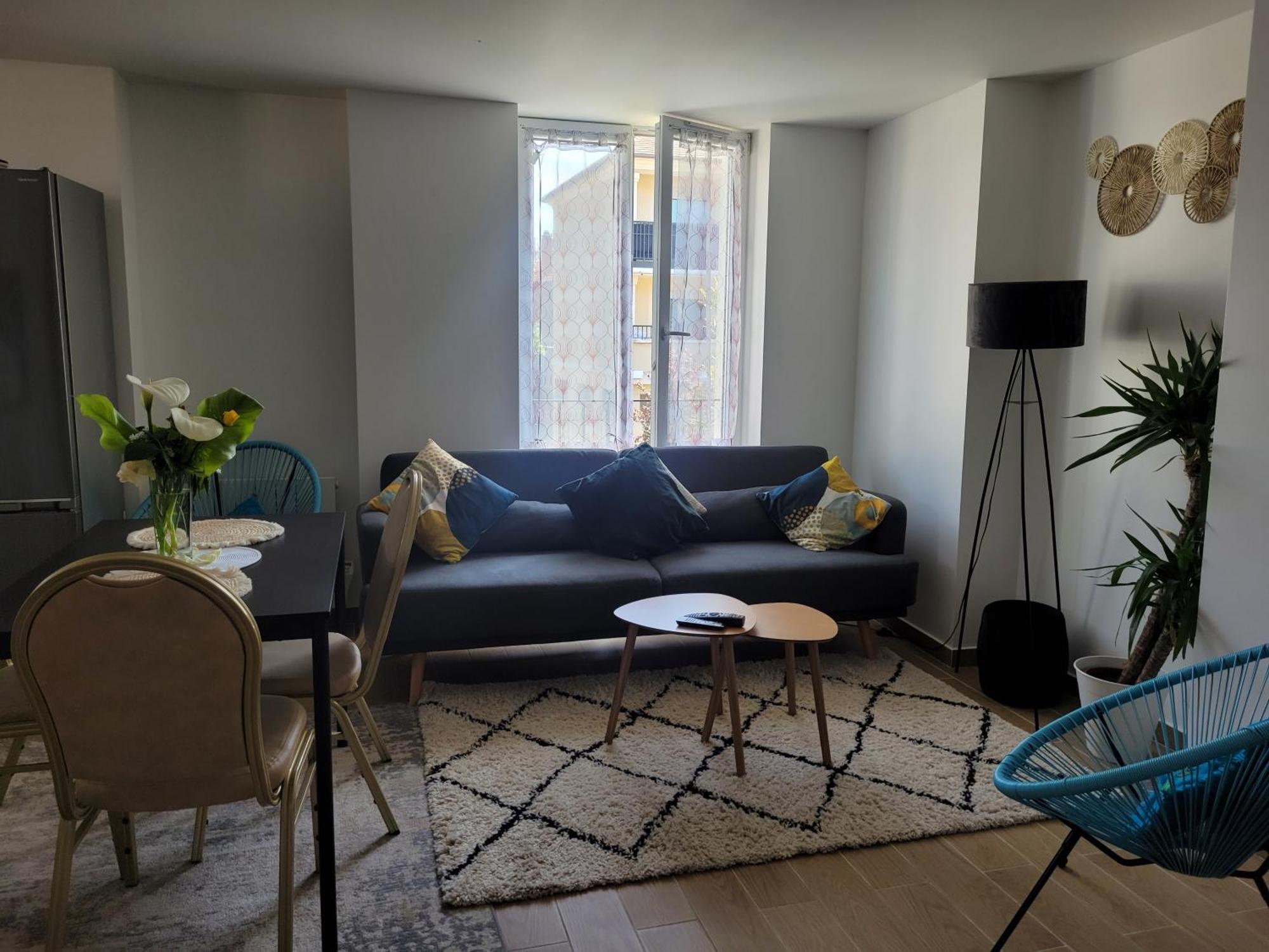 Coquet A 15mn De Paris Et 10 Mn De Stade De France, Wifi, Netflix, * Groslay